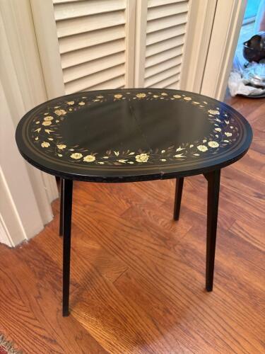 Scheibe Hand-Painted Small Floral Drop-Leaf Accent Table