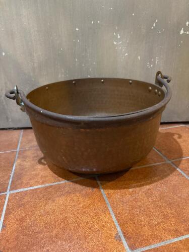 Large Hammered Copper Cauldron with Iron Bail Handle