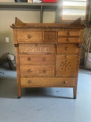 Antique Curley Oak Cobbler's Bench