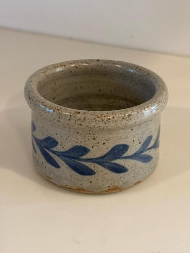 Stoneware Mini Crock with Blue Leaf Motif