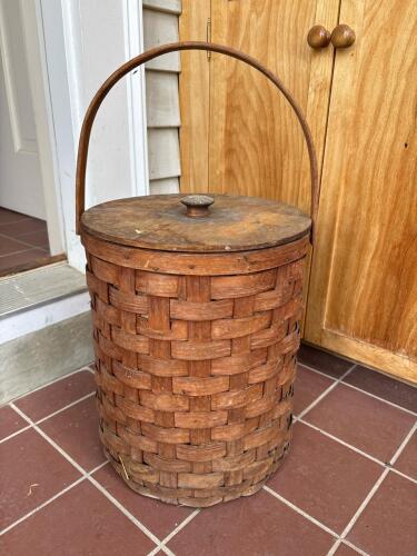Shelton Basket Co. Lidded Woven Basket