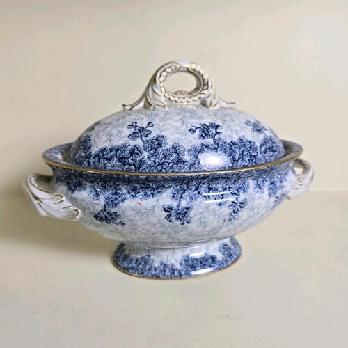 Royal Worcester Vitreous Blue and White Floral Tureen
