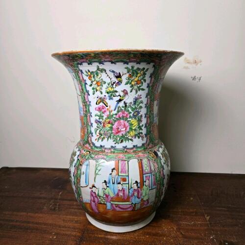 Chinese Rose Medallion-Style Porcelain Vase