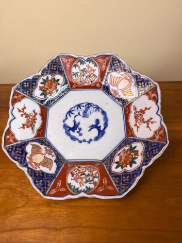 Imari-Style Scalloped Porcelain Bowl