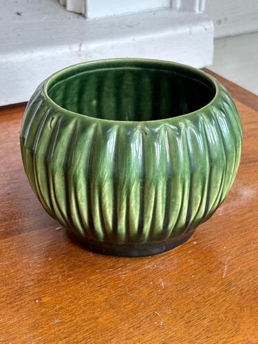 McCoy Green Glazed Ribbed Pottery Planter