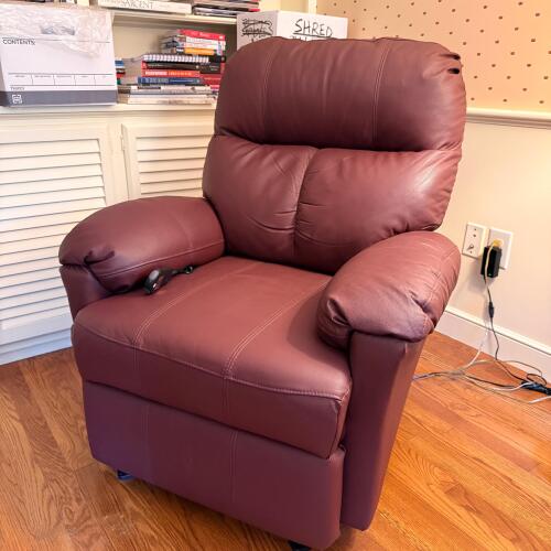 Remote Recliner Chair - Like New