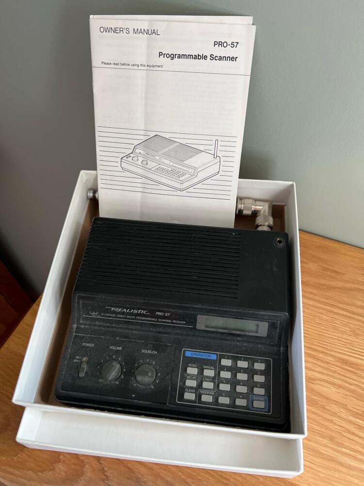 Realistic PRO-57 Programmable Scanner | FULL HOUSE Auction in Hampton ...