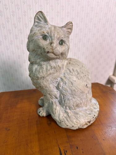 Metal Cat Doorstop in Painted Finish
