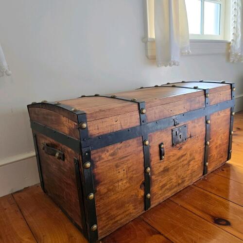 Wooden Storage Trunk with Metal Trim, Vintage-Style