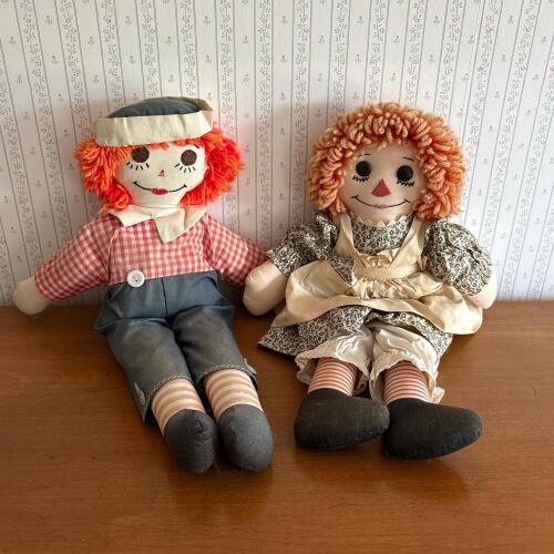 Pair of Raggedy Ann and Andy Cloth Dolls