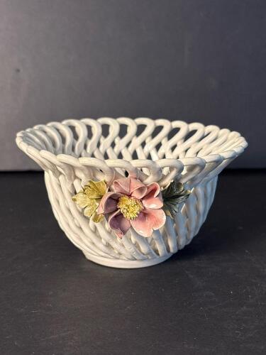 Small Capodimonte Porcelain Basket With Applied Flower