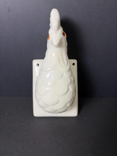 White Ceramic Rooster Head Wall Pocket