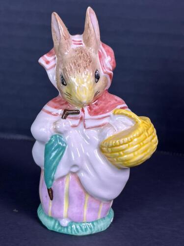 Beswick Mrs Rabbit Figurine Beatrix Potter Royal Doulton