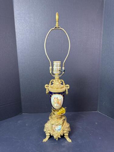 Italian Rococo-Style Porcelain and Gilt Metal Table Lamp
