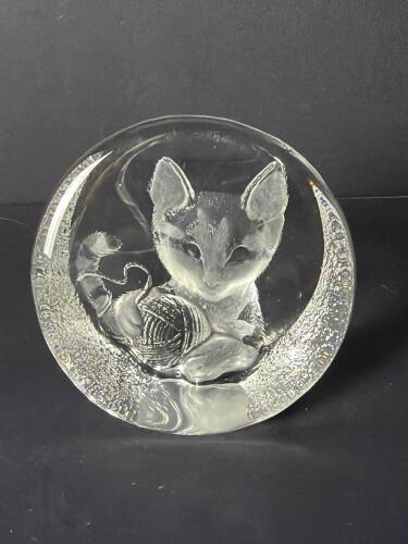 Sweden Crystal Cat Paperweight Signature Collection