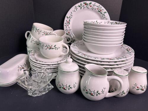 Royal Seasons Holly Stoneware Dinnerware Set