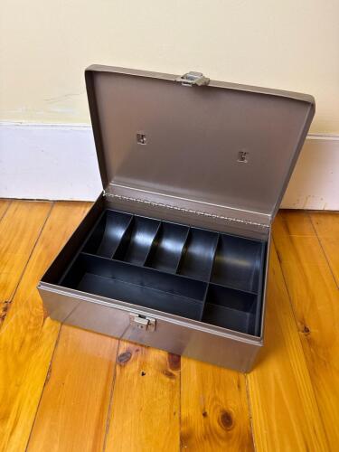 Metal Cash Box with Key and Removable Tray