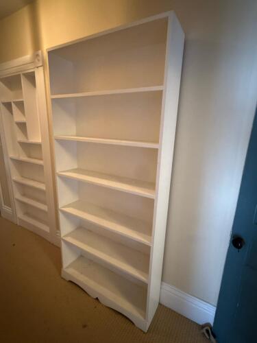White Painted Bookshelf with Six Shelves
