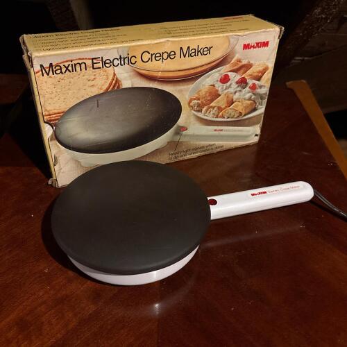 Maxim Electric Crepe Maker with Original Box and Recipe Book