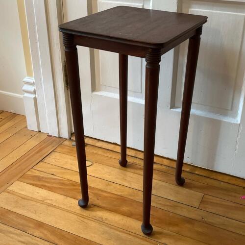 Mahogany Side Table in the Federal Style
