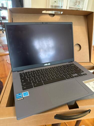 Like New! ASUS Chromebook Plus CX34 14" Touch i3 1215U Laptop