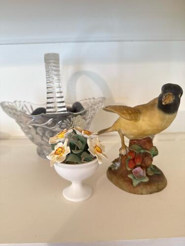 Oriole Figurine, Crown Staffordshire Daffodils and Glass Basket