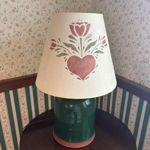 Folk Art-Style Ceramic Table Lamp With Painted Heart Shade