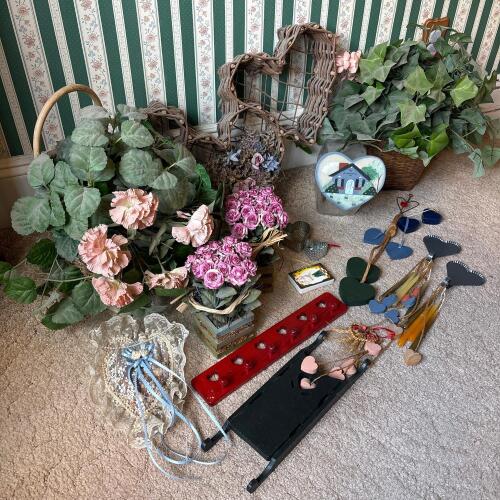 Farmhouse-Style Floral and Home Decor Lot