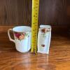 Six Royal Albert Old Country Roses Bone China Mugs and Vase - 7