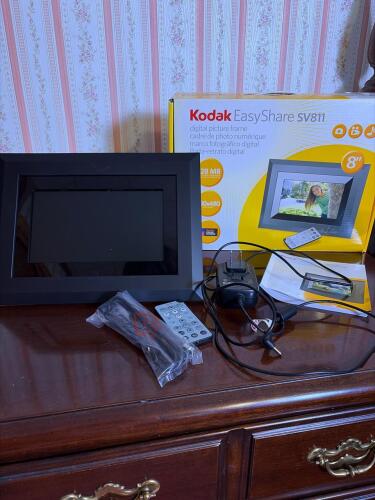 Kodak EasyShare SV811 Digital Picture Frame