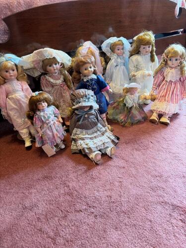 Victorian-Style Porcelain Dolls Lot