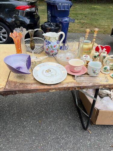 Assorted Vintage Glassware, Ceramics, and Porcelain Pieces
