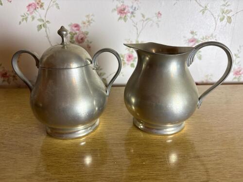 Pewter Creamer and Sugar Bowl Set, KMD Tiel Holland