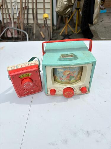 Fisher-Price Peek-A-Boo TV and Pocket Radio Music Box Toys