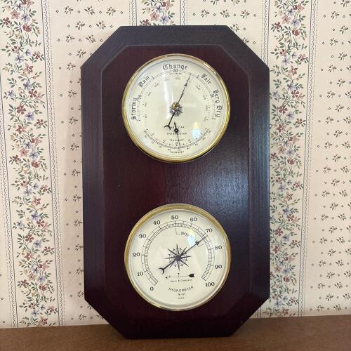 Wall-Mounted Barostar Thermostar Barometer & Hygrometer