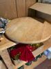 Basement Picker Lot: Holiday, Kitchen Items, Etc. - 9