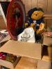 Basement Picker Lot: Holiday, Kitchen Items, Etc. - 10