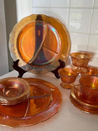 Marigold Iridescent Depression Glass Dinnerware Set