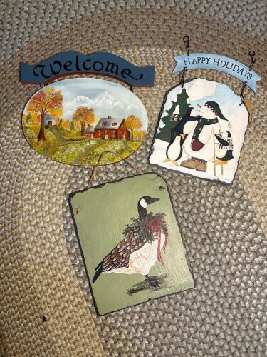 Decorative Painted Slate Wall Plaques Country and Holiday Motifs