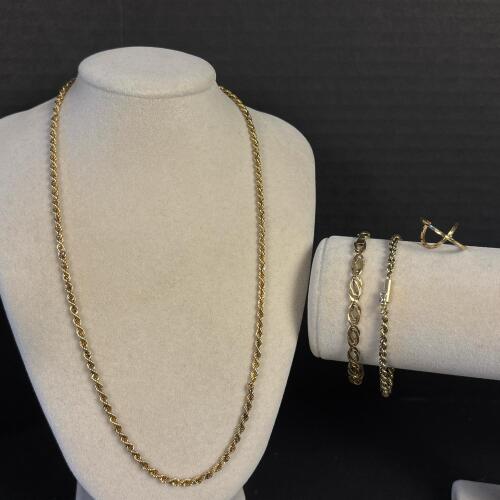 Assorted 14K Gold Jewelry: Chains, Bracelets
