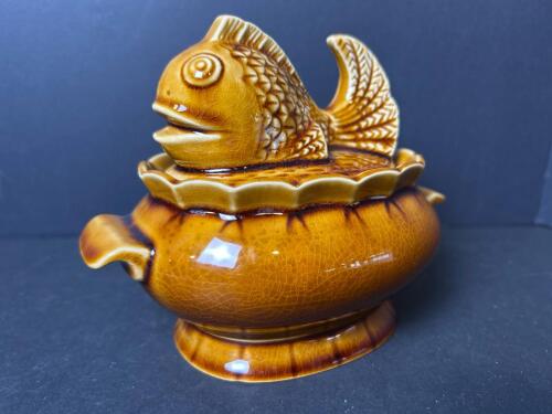 Small Brown Drip Glaze Fish Lid Ceramic Lidded Bowl