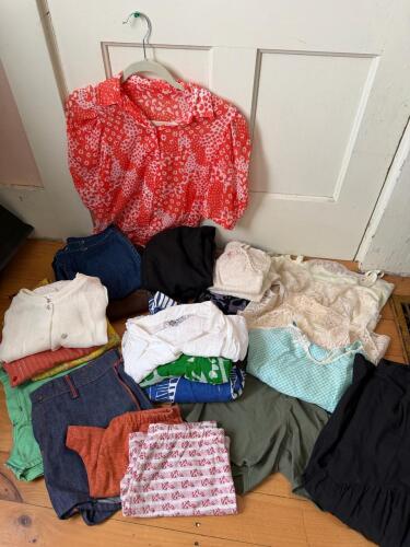 Women's True Vintage Clothing Lot