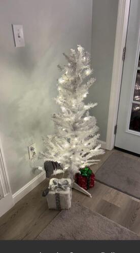 44in Tall Pre-Lit White Pine Artificial Christmas Tree