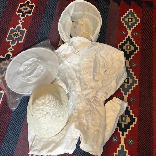 Child's Beekeeping Suit With Two Veil Hats and Straw Helmet