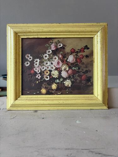 Floral Splendor Framed Floral Print in Traditional Style 11"x13"