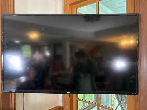 TCL Roku TV Model 43S421