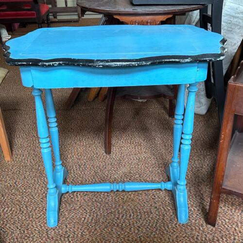 Blue Painted Accent Table With Scalloped Edge and Turned Legs