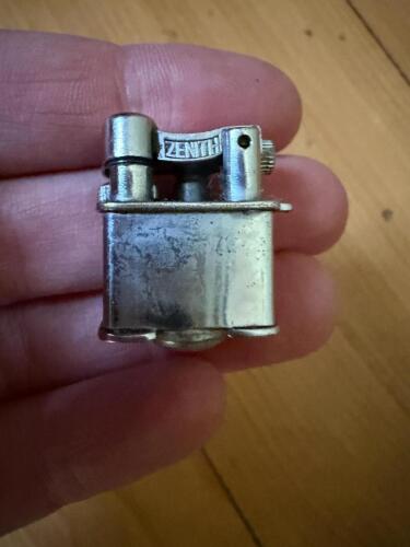 Miniature Zenith Type-D Table Lighter