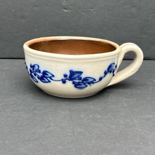 Salmon Falls Stoneware Handled Soup Bowl 2002 (2 of 2)