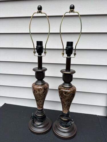 Pair of Table Lamps With Faux Marble Finish